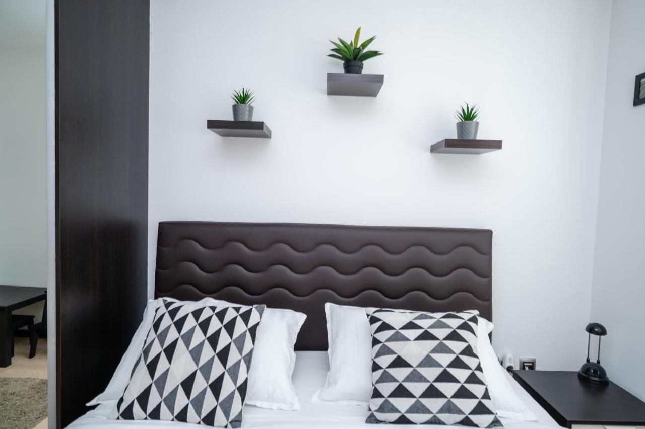 Bright 1Bdr Apartment In The City Center SJJ Exterior foto